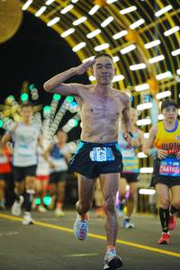 BIB: 072, 46182
                            <button type="button" onclick="openModal(22814809)" class="btn btn-primary btn-sm float-right btn-popup" data-toggle="modal" data-target=".modal-high-quality">
                        <i class="fas fa-shopping-cart"></i> Add to Cart
                    </button>
                                            <button type="button" onclick="isThisMe(22814809, true)" class="btn btn-success btn-sm float-right btn-popup btn-isme hidden" data-toggle="tooltip" data-placement="bottom" title="นี่คือรูปของคุณใช่ไหม คลิกที่นี่เพื่อเอาเข้าอัลบั้ม">
                        <i class="fas fa-plus"></i> Add to album
                    </button>
                    <button type="button" onclick="isThisMe(22814809, false)" class="btn btn-warning btn-sm float-right btn-popup btn-isnotme hidden">
                        <i class="fas fa-ban"></i> Remove from album
                    </button>